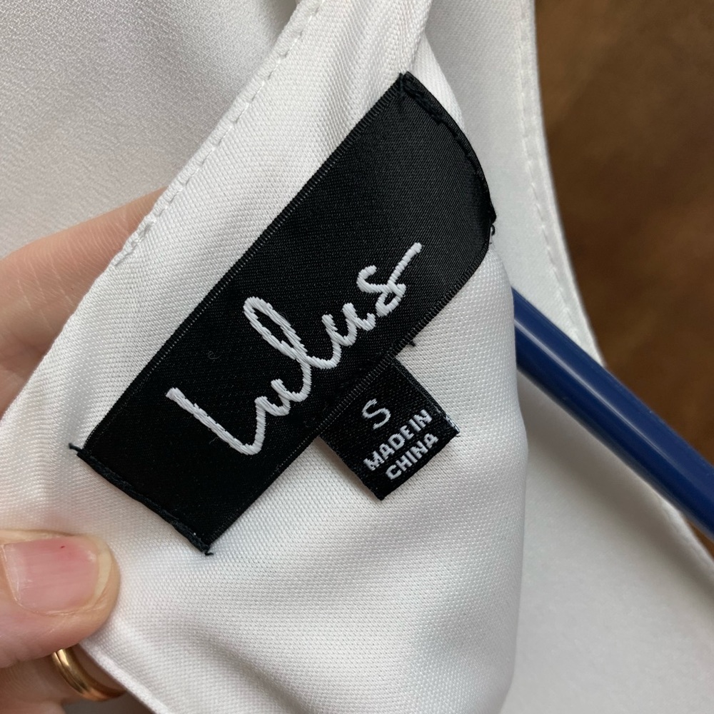 White shift dress - lulus - size small - Picture 4 of 7